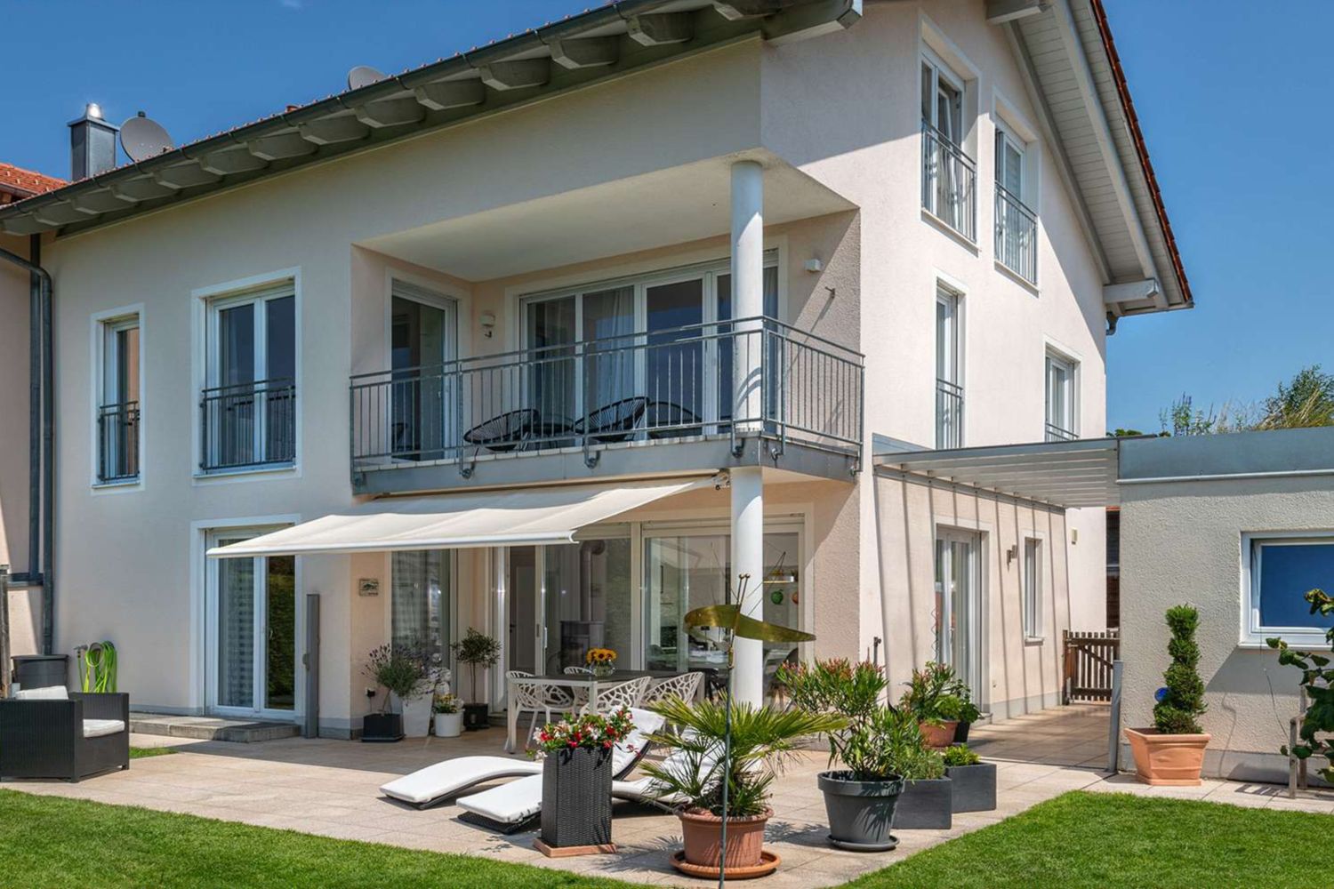 Doppelhaushälfte zum Kauf in Schäftlarn mit Garten und Terrasse