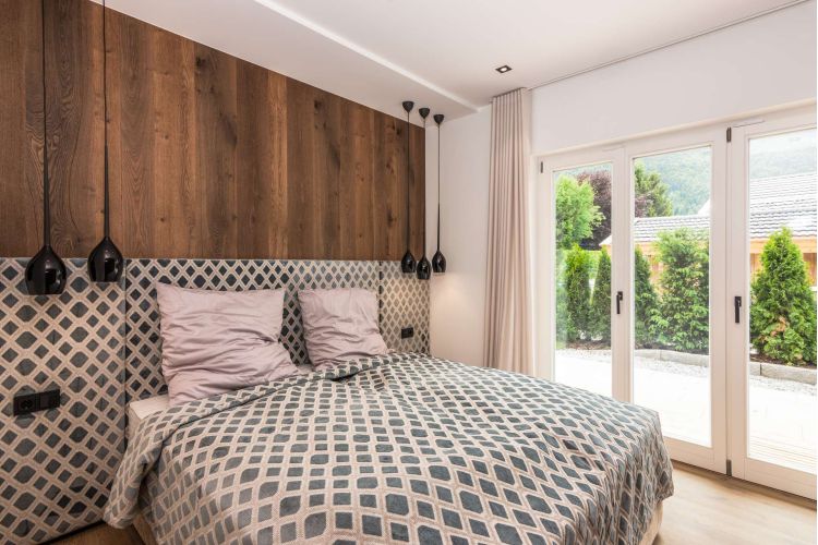 Schlafbereich mit luxuriöser Ausstattung und viel Atmosphäre