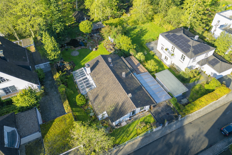 Grundstück zum Kauf für Einfamiienhaus, Doppelhaus oder Mehrgenerationenhaus in München Sollln in grüner Lage - stadtnah - Gartenansicht.