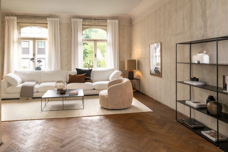 Wohnzimmer mit Home Staging einer Jugendstil Villa in München